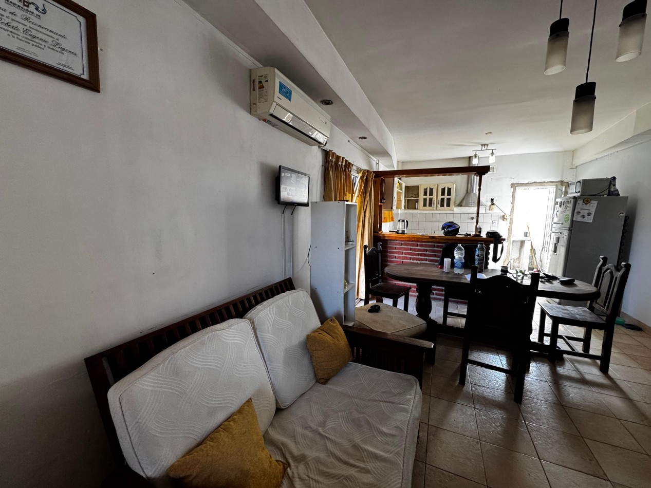 VENTA CASA 3 AMBIENTES CON PATIO Y QUINCHO
