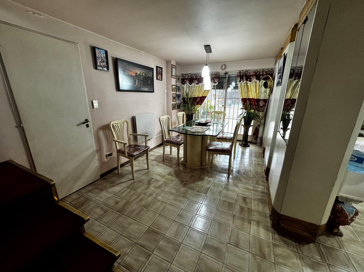 CASA DE 5 AMBIENTES JOSE C PAZ