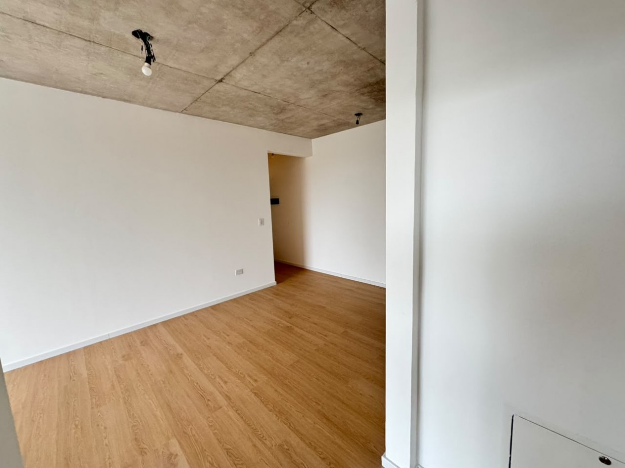 ALQUILER DEPARTAMENTO 2 AMBIENTES AMPLIO CON BALCON