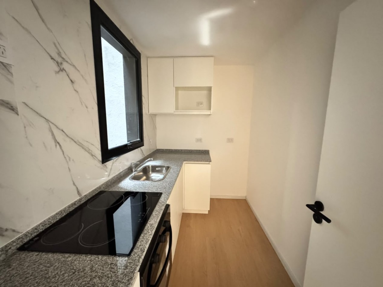 ALQUILER DEPARTAMENTO 2 AMBIENTES AMPLIO CON BALCON