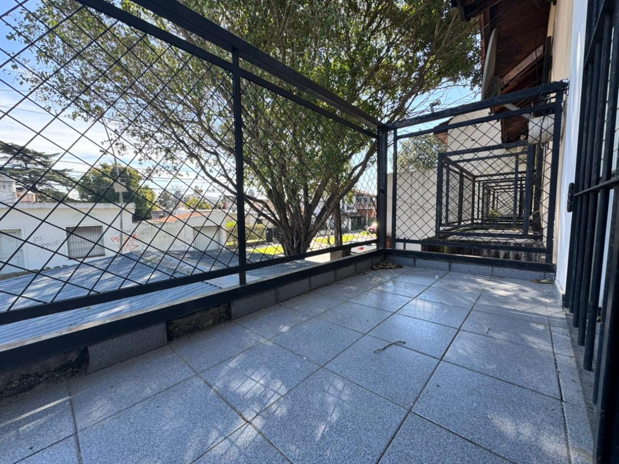 ALQUILER TRIPLEX AMPLIO SAN MIGUEL