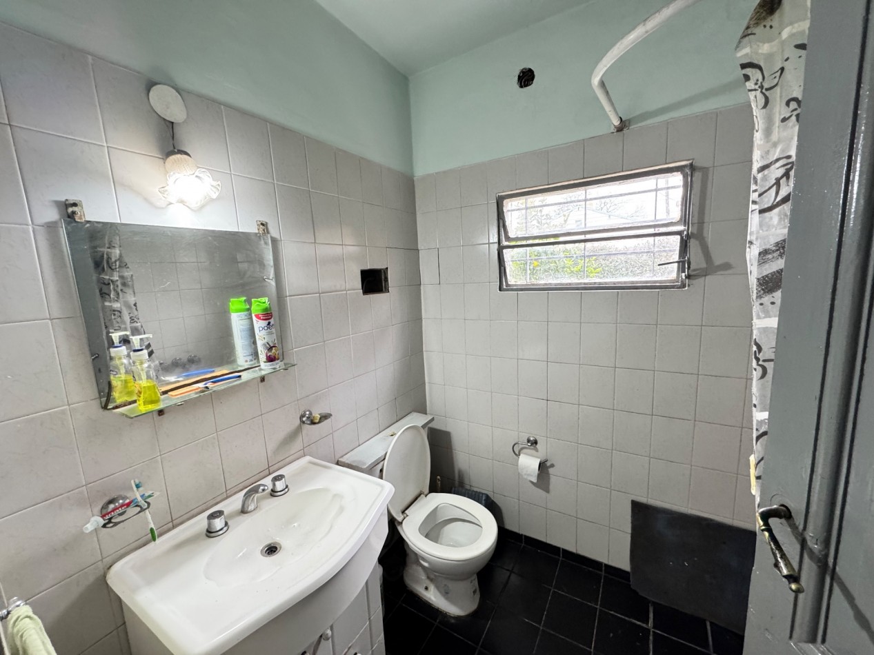 VENTA CASA DE 3 AMBIENTES BENAVIDEZ