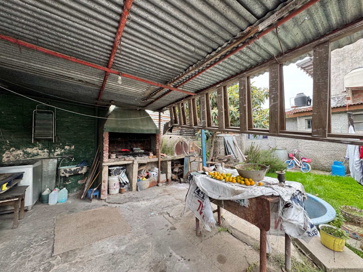 VENTA CASA DE 3 AMBIENTES BENAVIDEZ