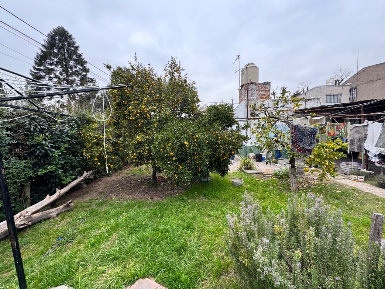 VENTA CASA DE 3 AMBIENTES BENAVIDEZ