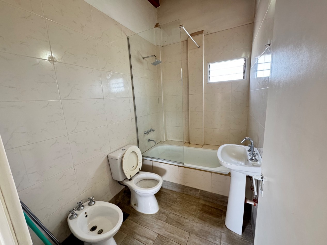 ALQUILER DEPARTAMENTO 3 AMBIENTES CON TERRAZA