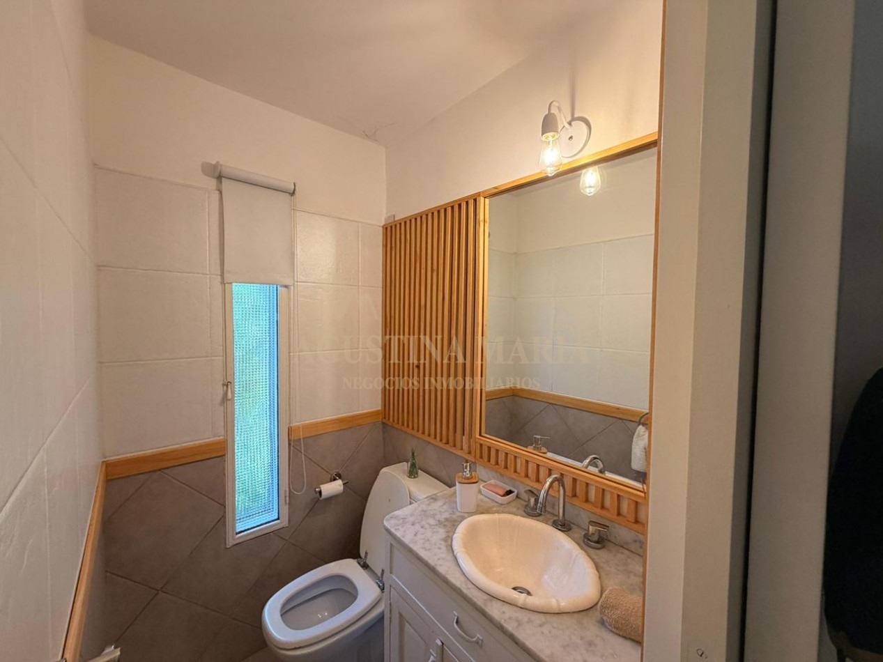 VENTA CASA 5 AMBIENTES BELLA VISTA 