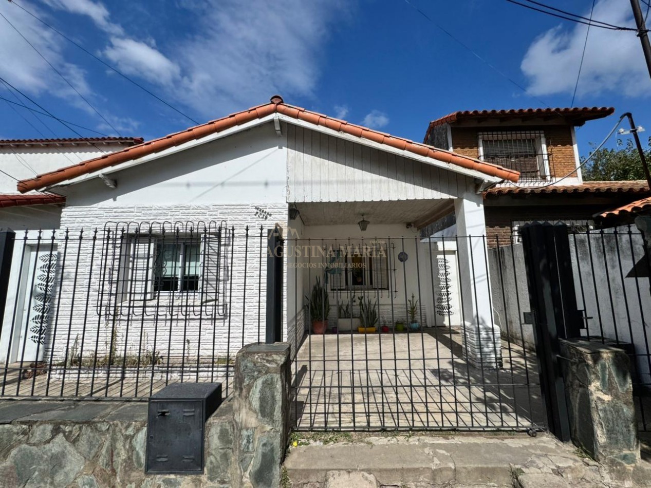 VENTA CASA 3 AMBIENTES CON PATIO SAN MIGUEL