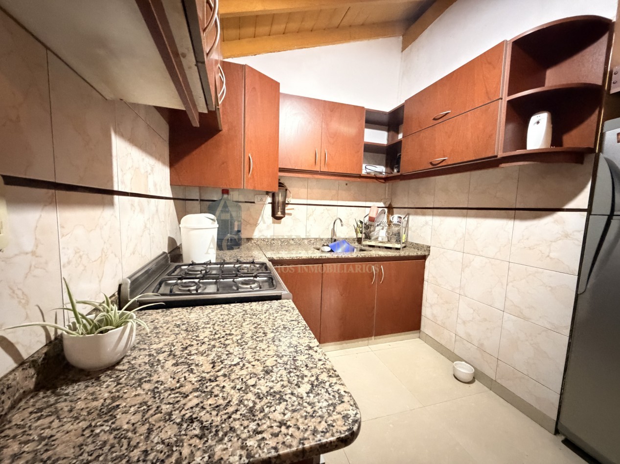 VENTA PH 4 AMBIENTES LOS POLVORINES