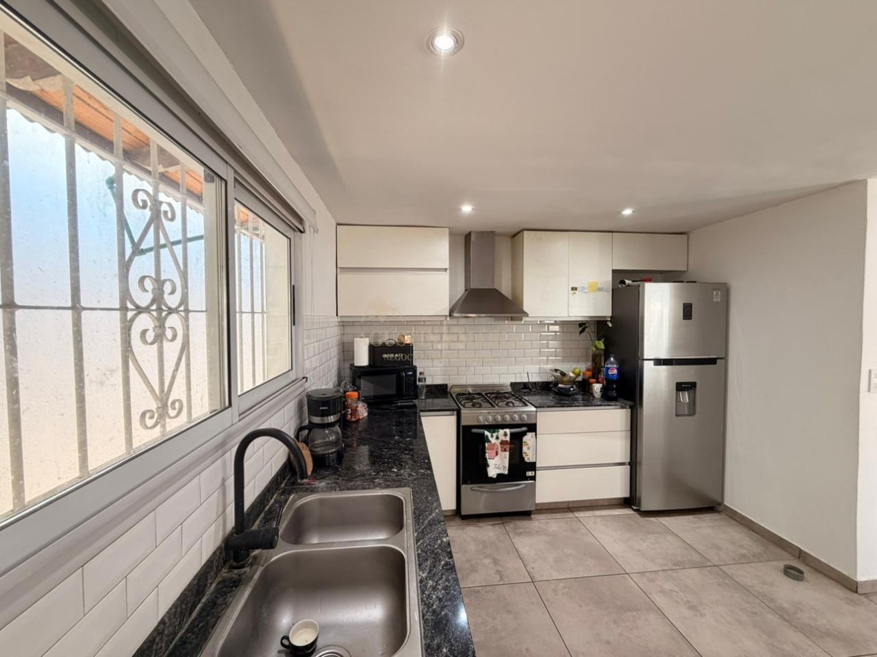 VENTA CASA 3 AMBIENTES CON PATIO SAN MIGUEL