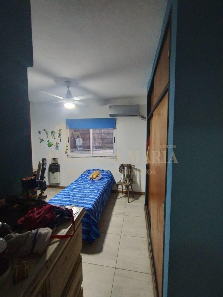 Venta de casa de 4 Ambientes