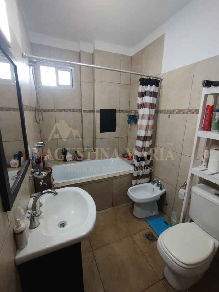 Venta de casa de 4 Ambientes