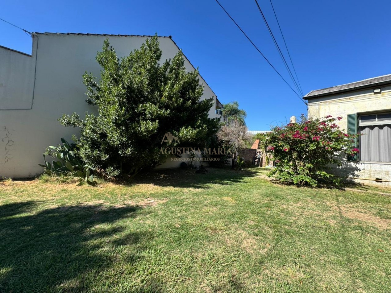 VENTA CASA 3 AMBIENTES CON TERRENO JCP