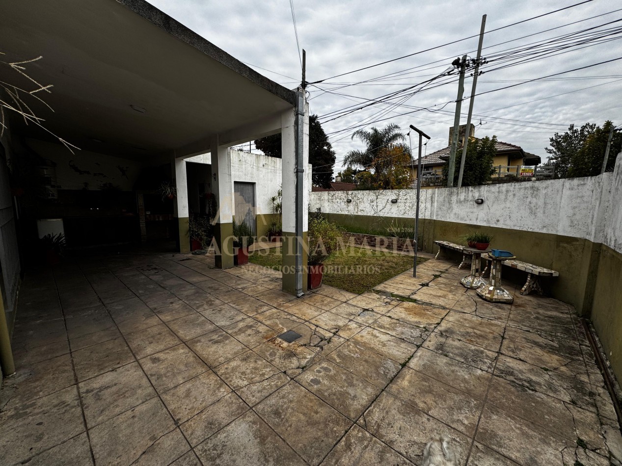 VENTA CASA DE 4 AMBIENTES EN JOSE C PAZ