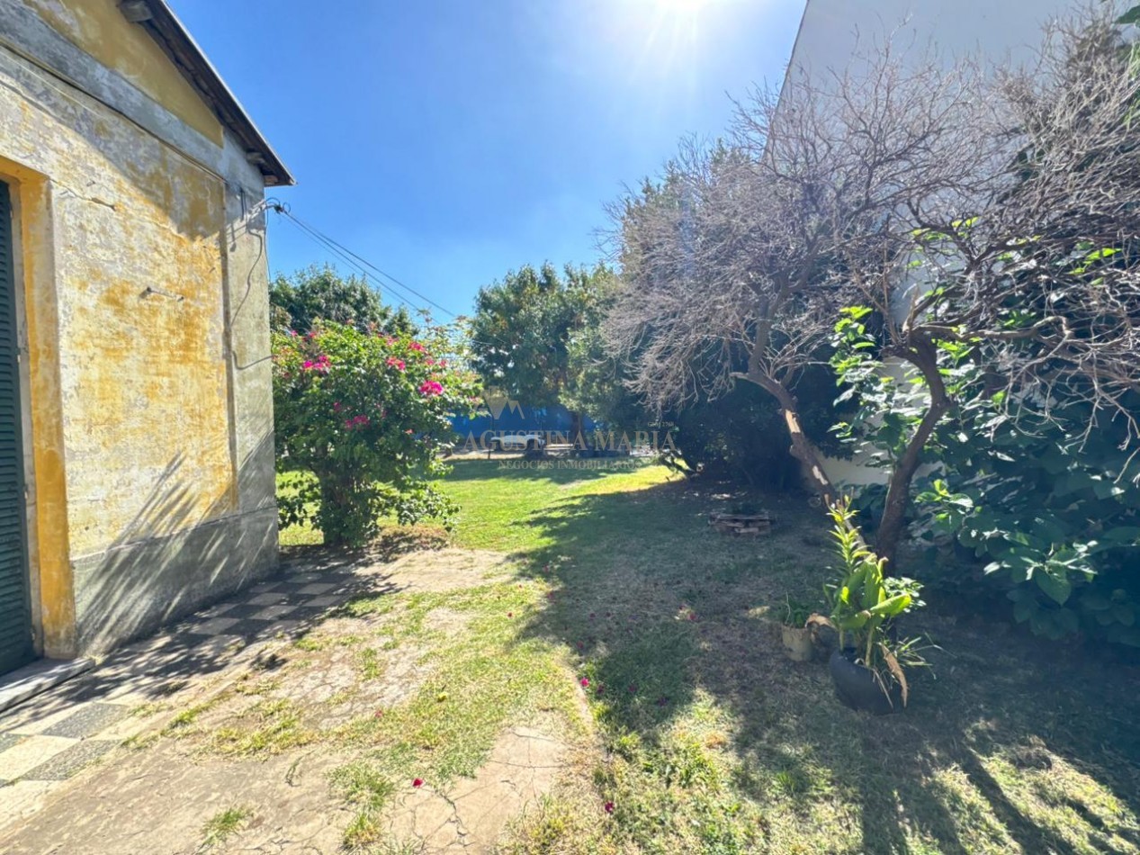 VENTA CASA 3 AMBIENTES CON TERRENO JCP