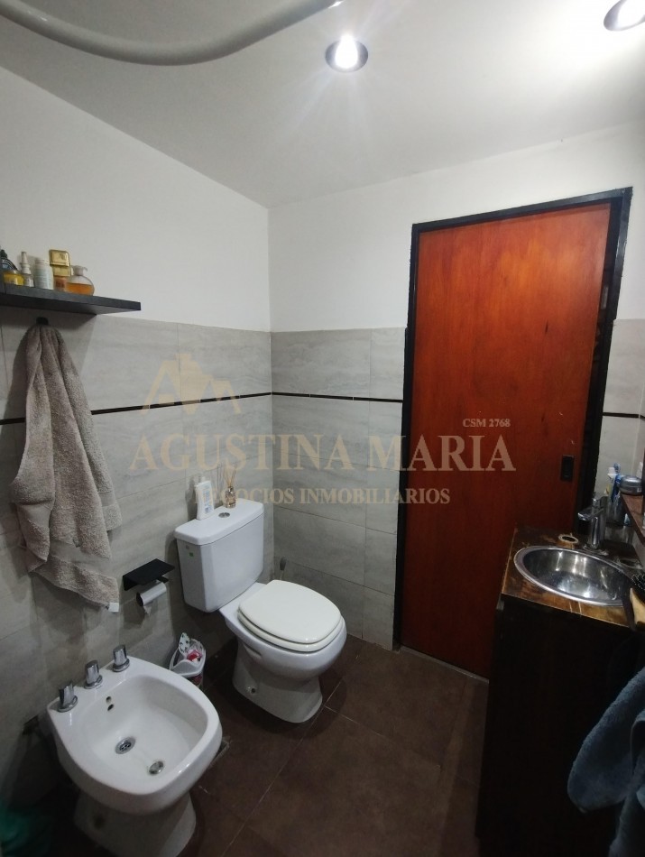 Venta de casa de 4 Ambientes