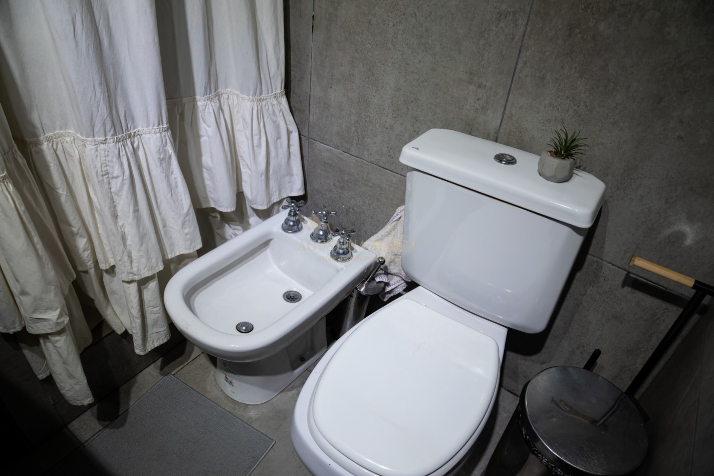 VENTA CASA 3 AMBIENTES GRAND BOURG