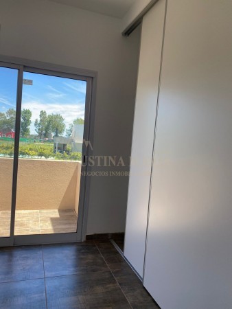 Venta casa 4 ambientes Santa Elena pilar del este