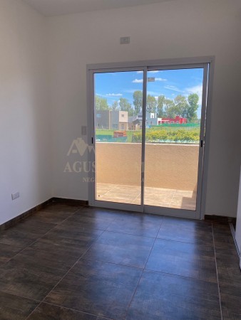 Venta casa 4 ambientes Santa Elena pilar del este