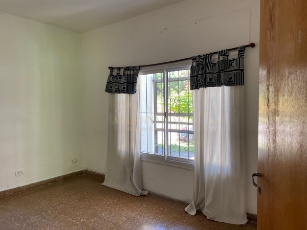 VENTA CASA 4 AMBIENTES SAN MIGUEL