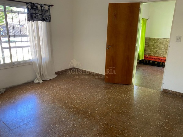 VENTA CASA 4 AMBIENTES SAN MIGUEL