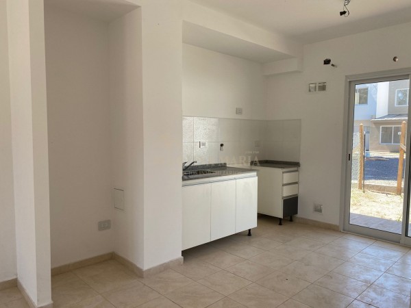 VENTA DPTO 3 AMBIENTES EN COMPLEJO IRIGOIN - SAN MIGUEL 