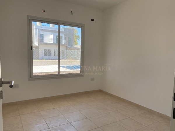 VENTA DPTO 3 AMBIENTES EN COMPLEJO IRIGOIN - SAN MIGUEL 