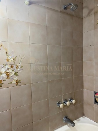 venta Casa 4 ambientes - Bella Vista  