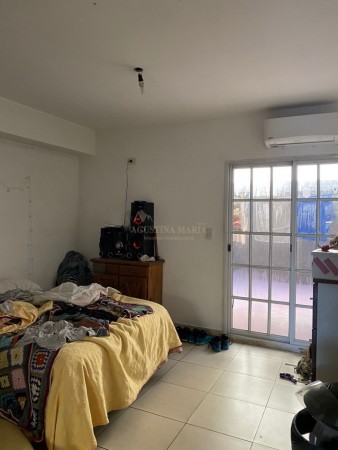 VENTA DPTO. 2 AMBIENTES PLANTA BAJA C/ COCHERA 