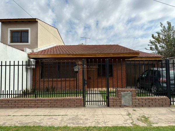 VENTA CASA 3 AMBIENTES- JOSE C PAZ 