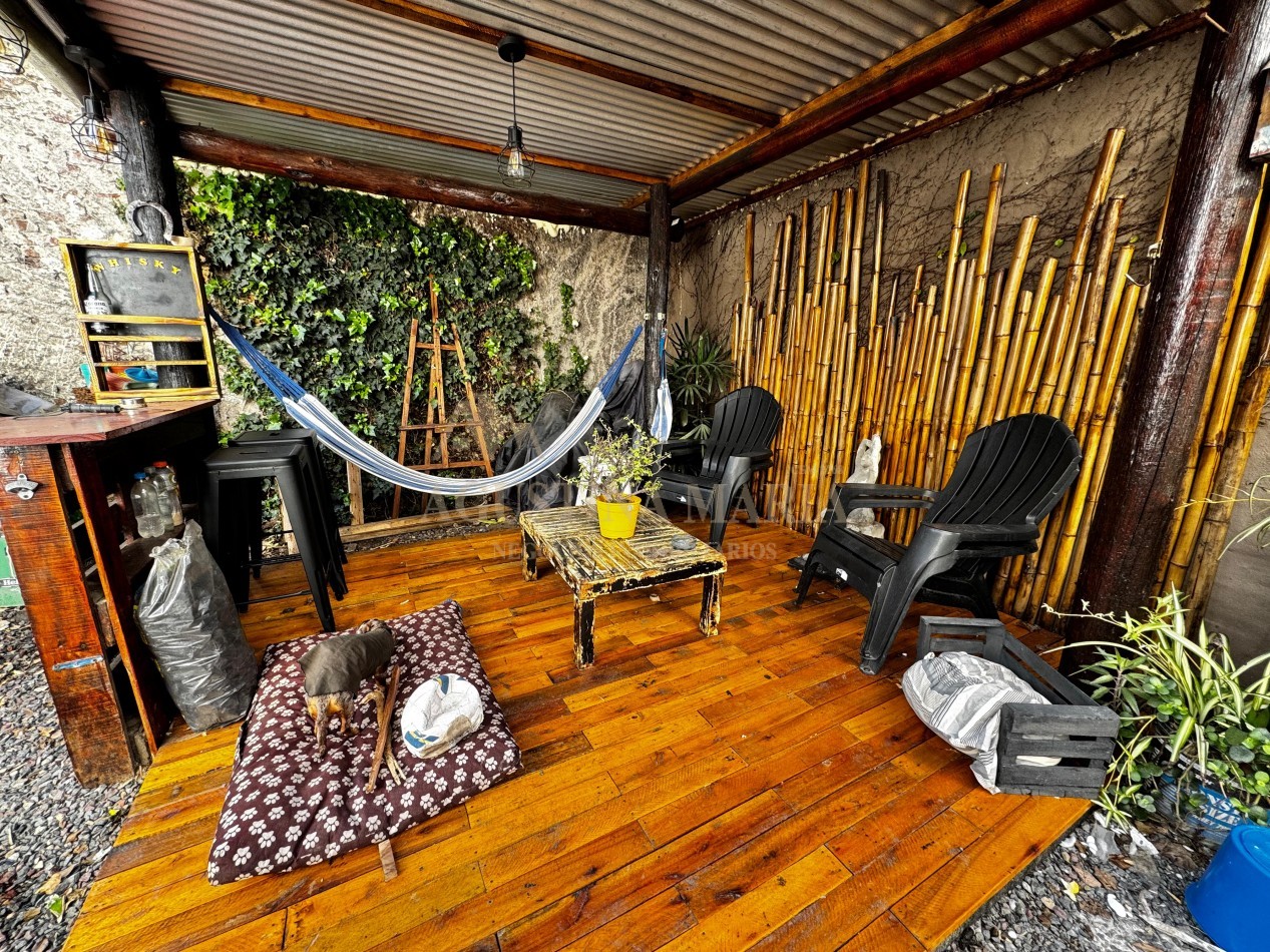 Venta de casa de 4 Ambientes