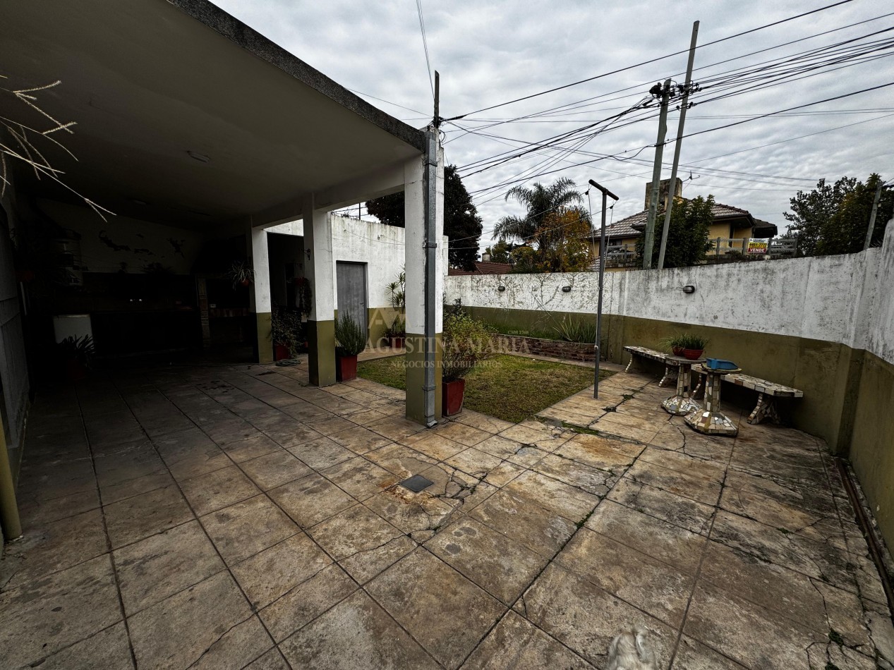 VENTA CASA DE 4 AMBIENTES EN JOSE C PAZ