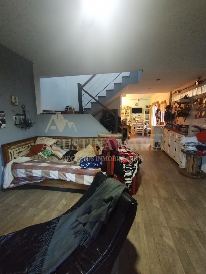 Venta de casa de 4 Ambientes