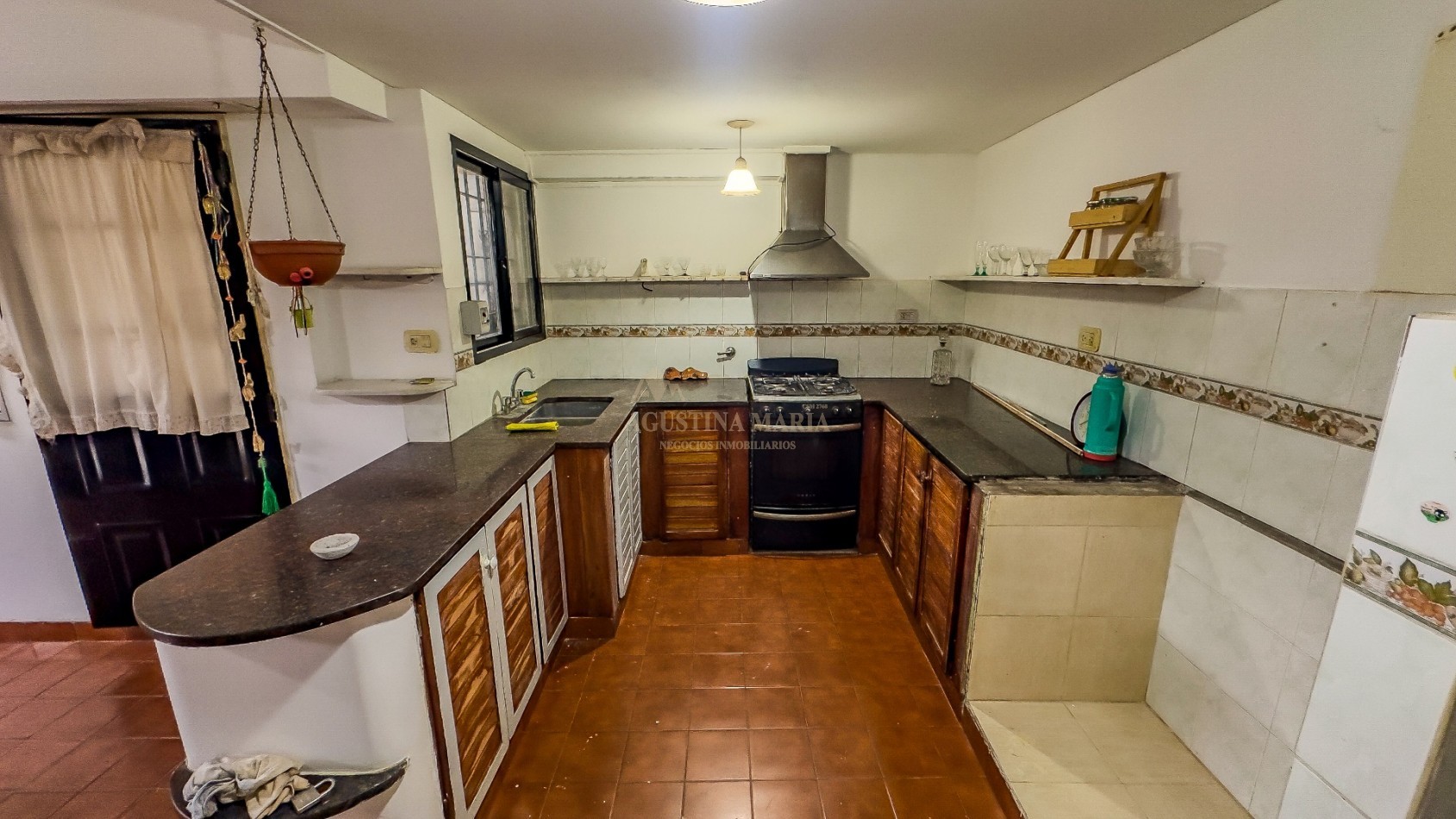 Chalet 3 Ambientes con Departamento 2 Ambientes Independiente en Hurlingham