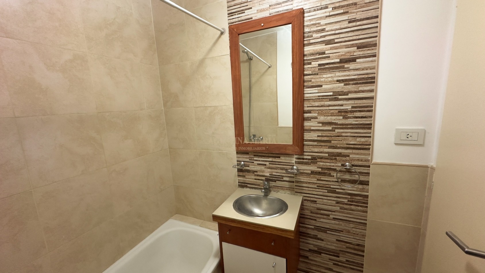 Departamento APTO CREDITO de 3 Ambientes en Venta en San Miguel con Cochera