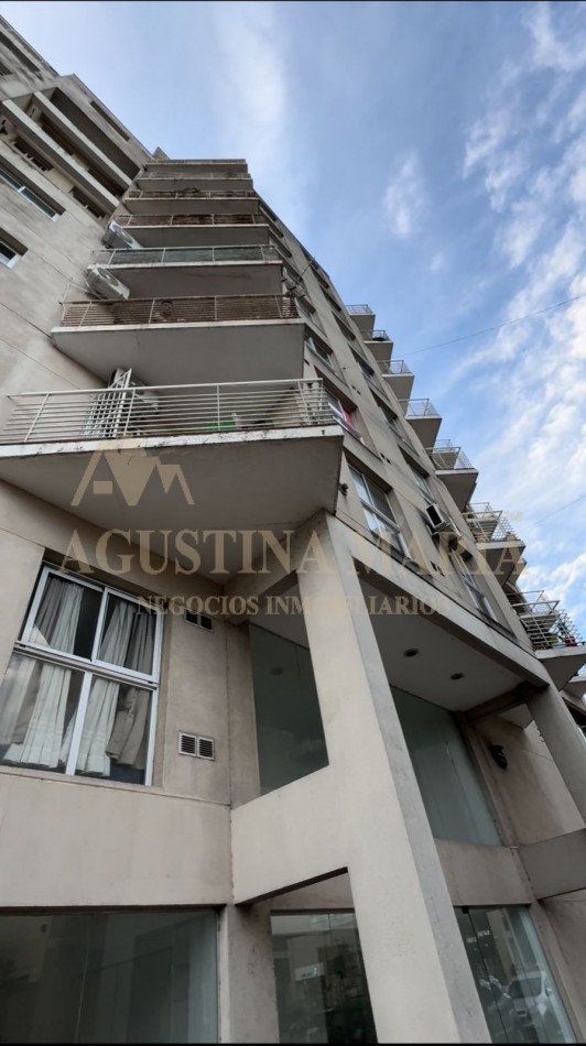 VENTA COCHERA CUBIERTA MUÑIZ CENTRO