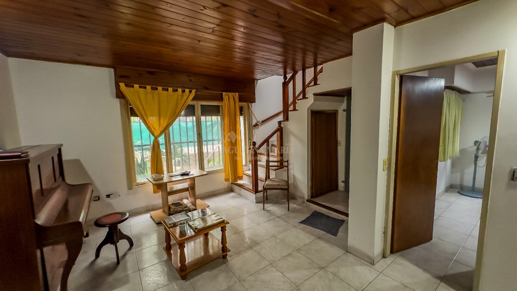 Chalet 3 Ambientes con Departamento 2 Ambientes Independiente en Hurlingham