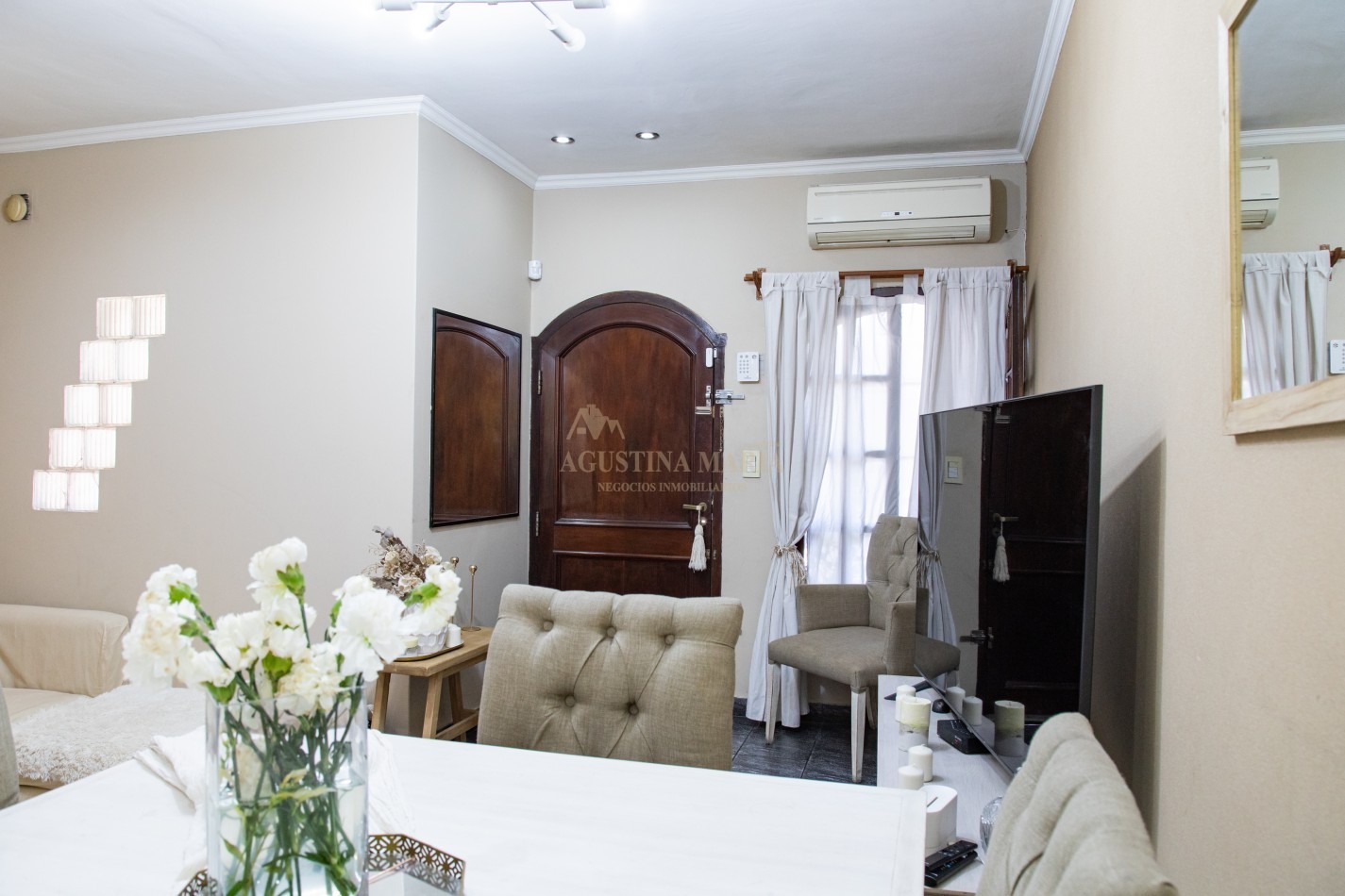 VENTA CASA 3 AMBIENTES GRAND BOURG