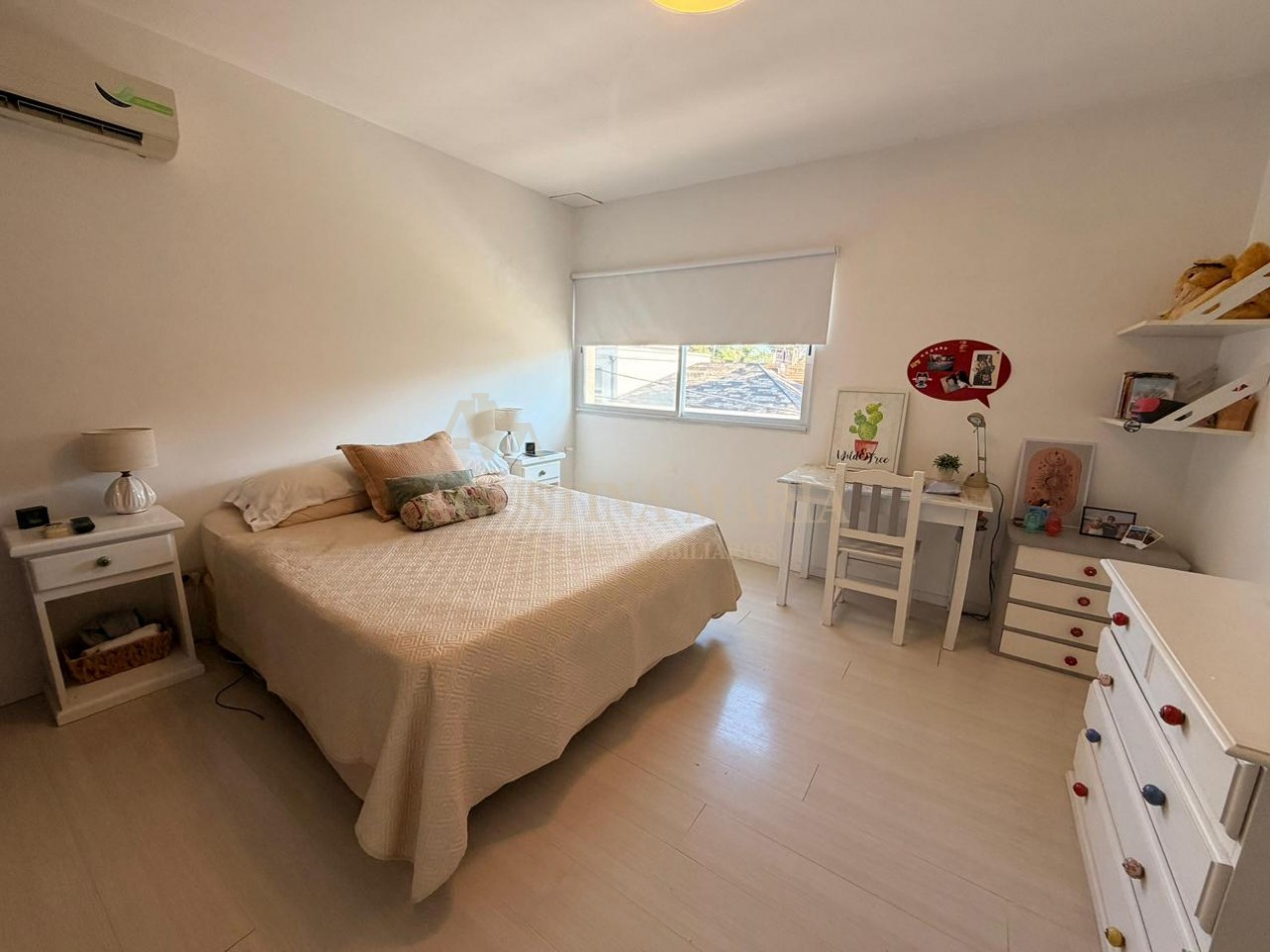 VENTA CASA 5 AMBIENTES BELLA VISTA 