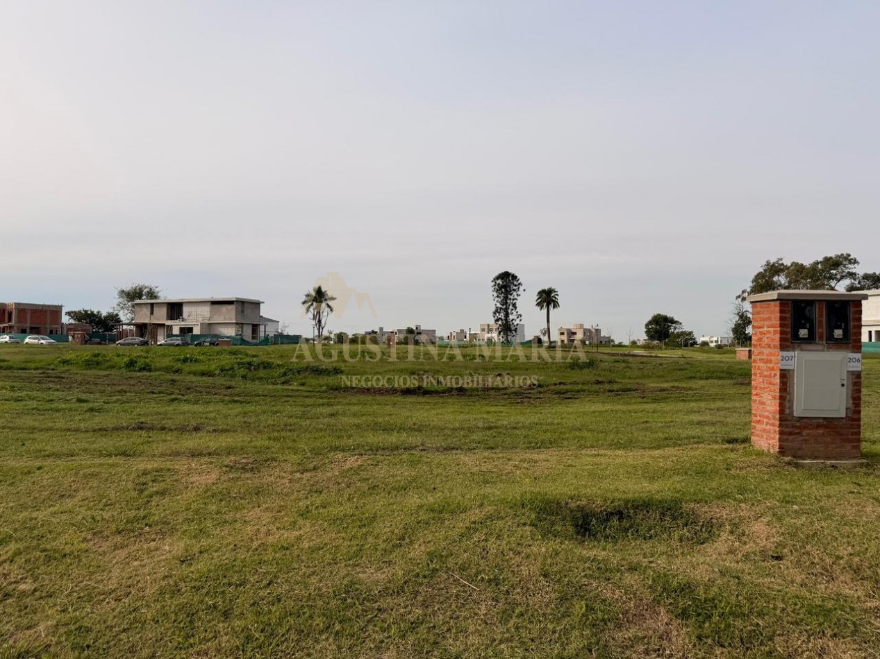 LOTE BARRIO VILLAGE PLAZA BELLA VISTA