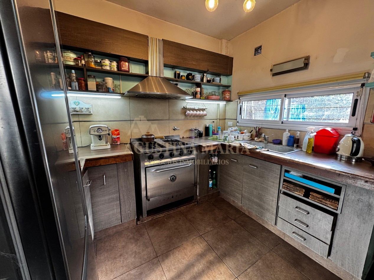 Venta de casa de 4 Ambientes