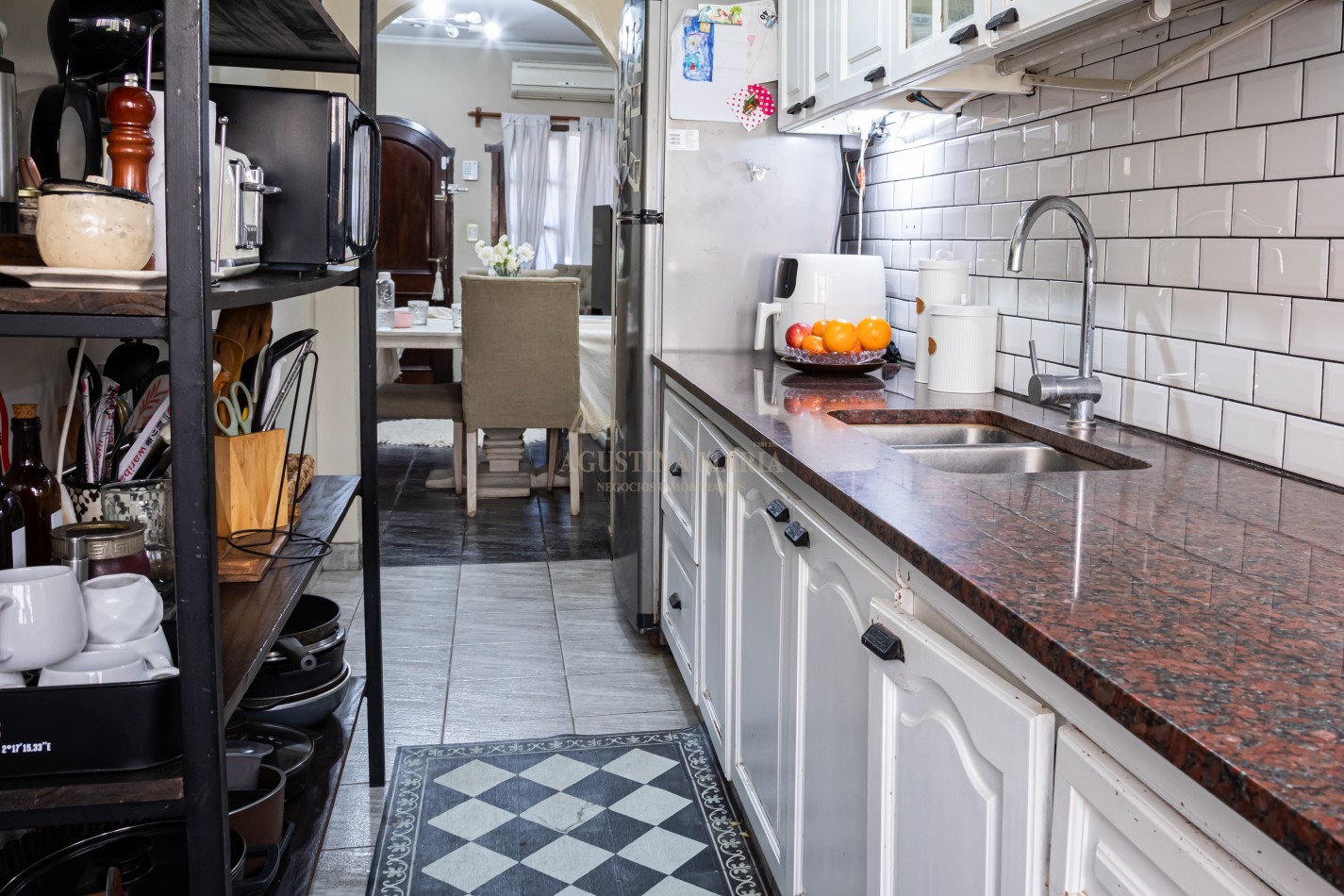VENTA CASA 3 AMBIENTES GRAND BOURG
