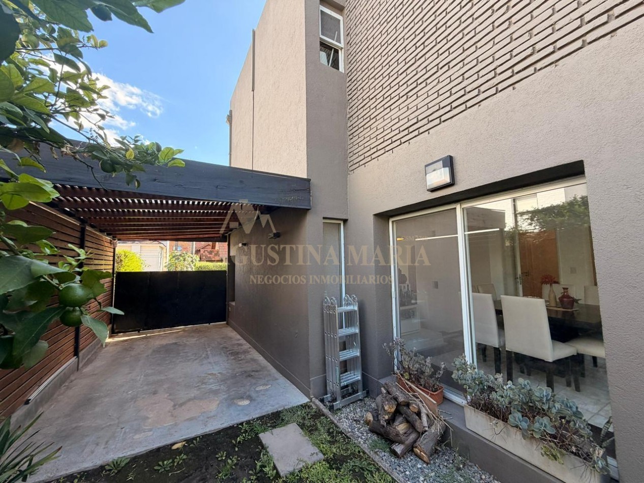 VENTA CASA 5 AMBIENTES BELLA VISTA 