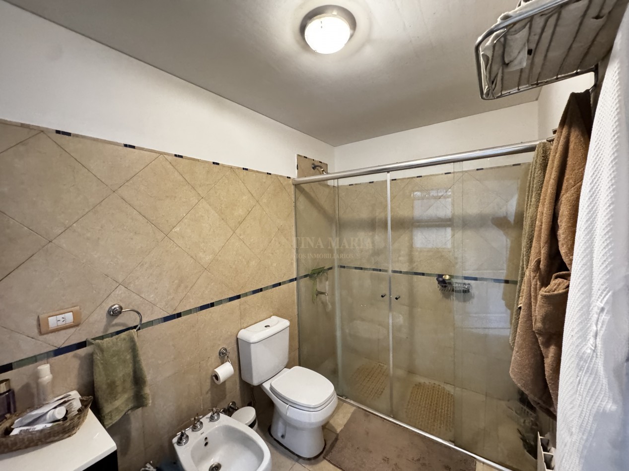 VENTA CASA 4 AMBIENTES ALTOS DE MANZANARES