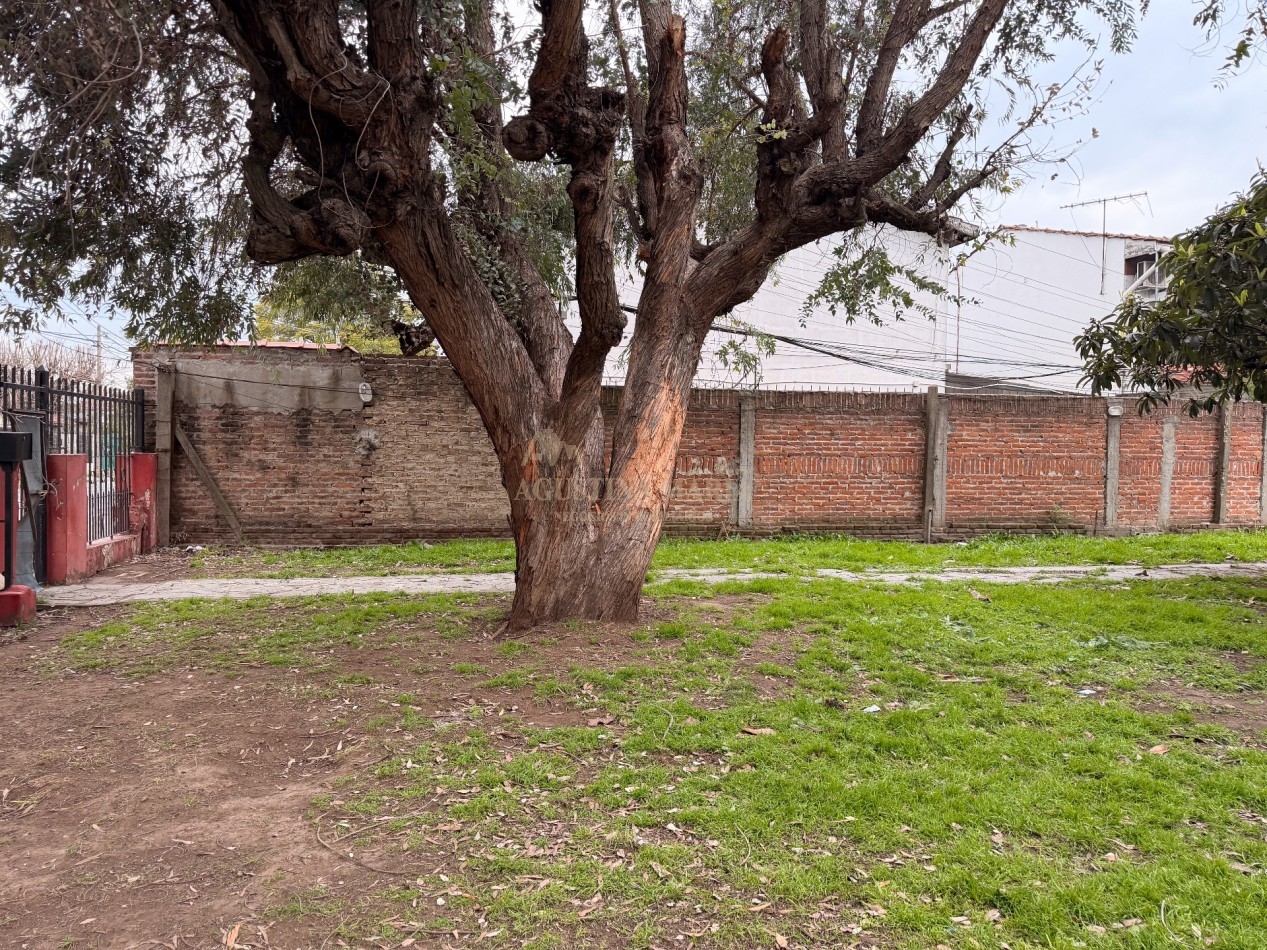 Lote en Venta de 1350 m² en San Miguel | Apto Desarrollo PB + 6 Pisos (2430 m² Edificables)