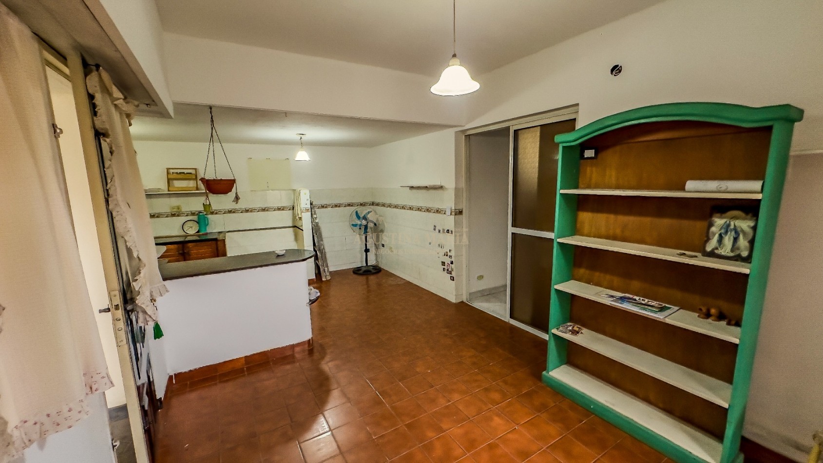 Chalet 3 Ambientes con Departamento 2 Ambientes Independiente en Hurlingham