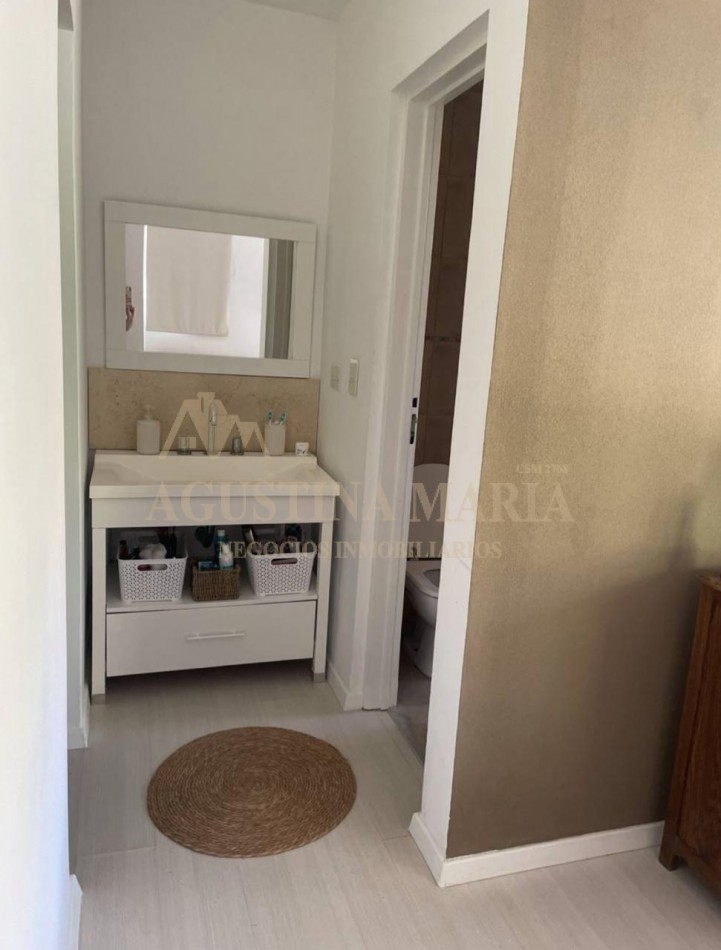 VENTA CASA 5 AMBIENTES BELLA VISTA