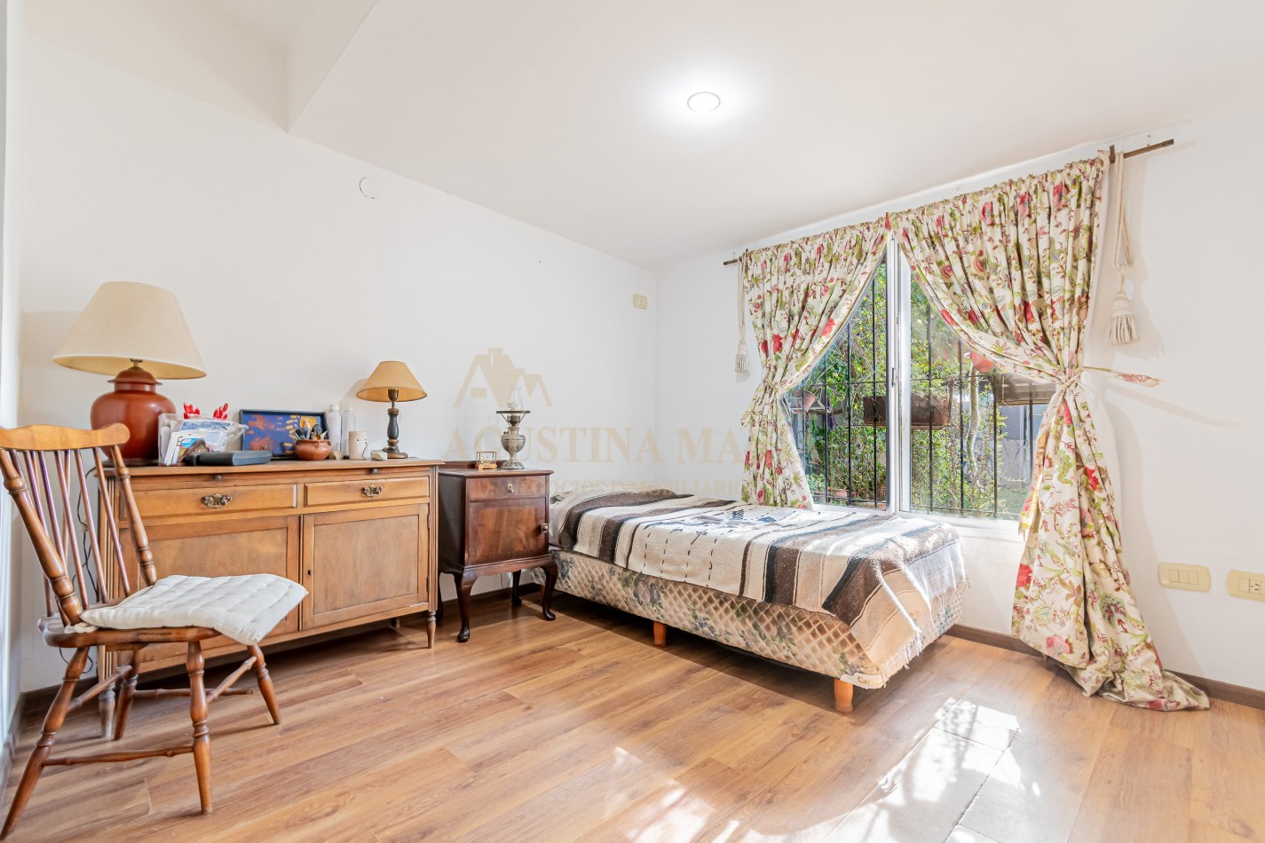 CASA 5 AMBIENTES PILAR