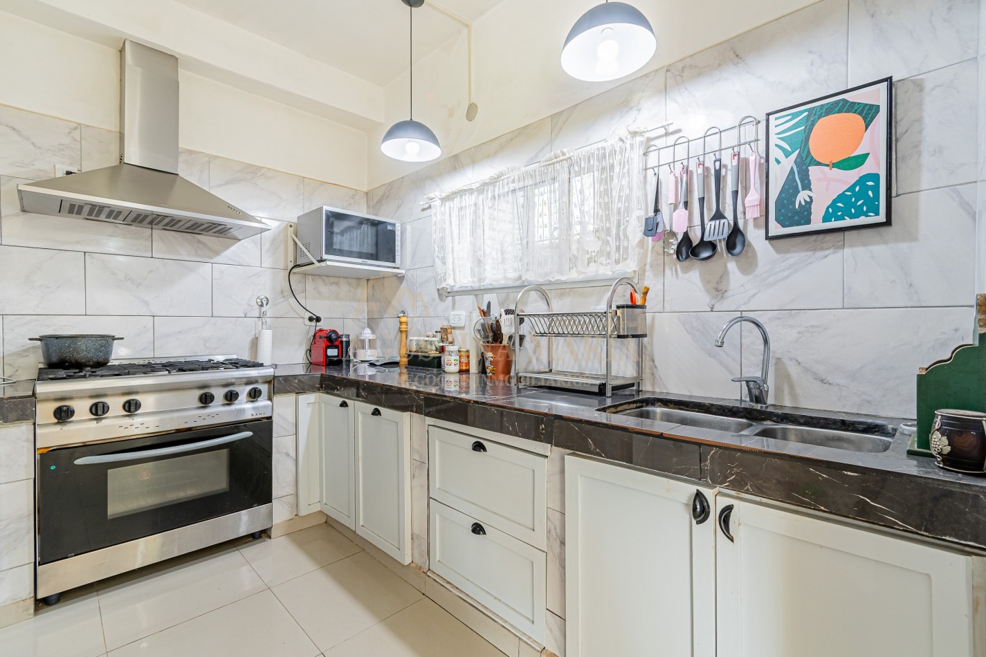 CASA 5 AMBIENTES PILAR