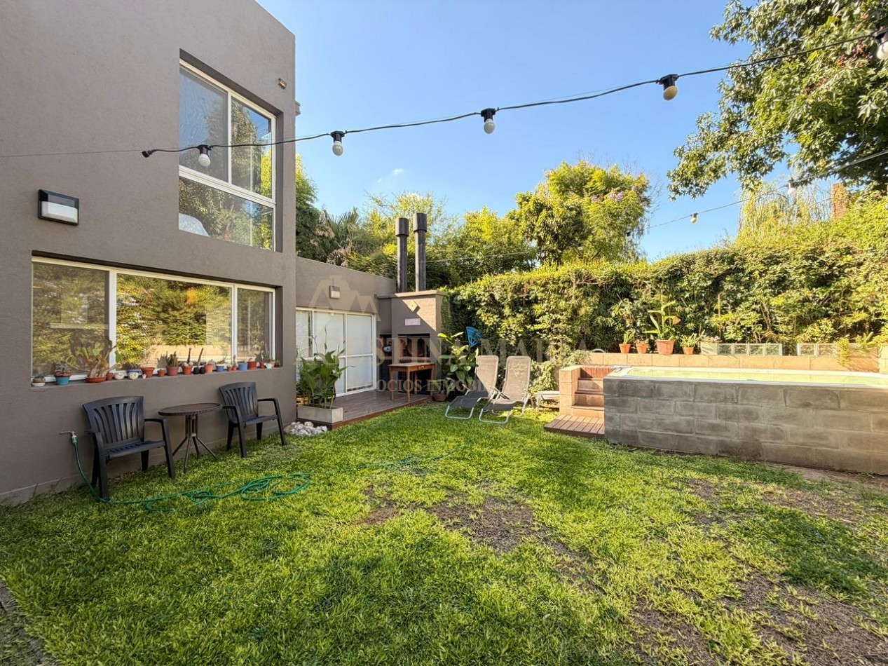 VENTA CASA 5 AMBIENTES BELLA VISTA 