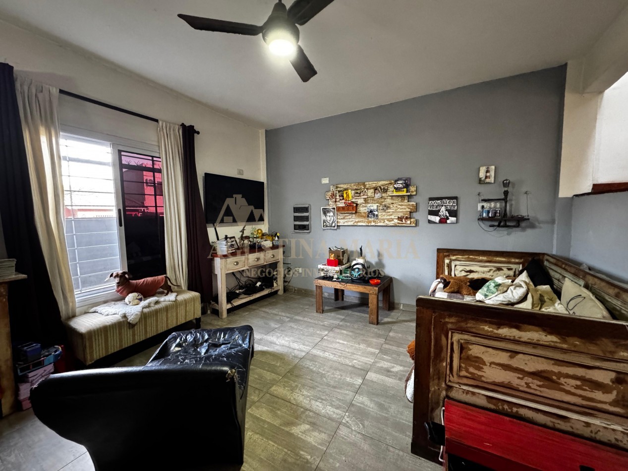 Venta de casa de 4 Ambientes